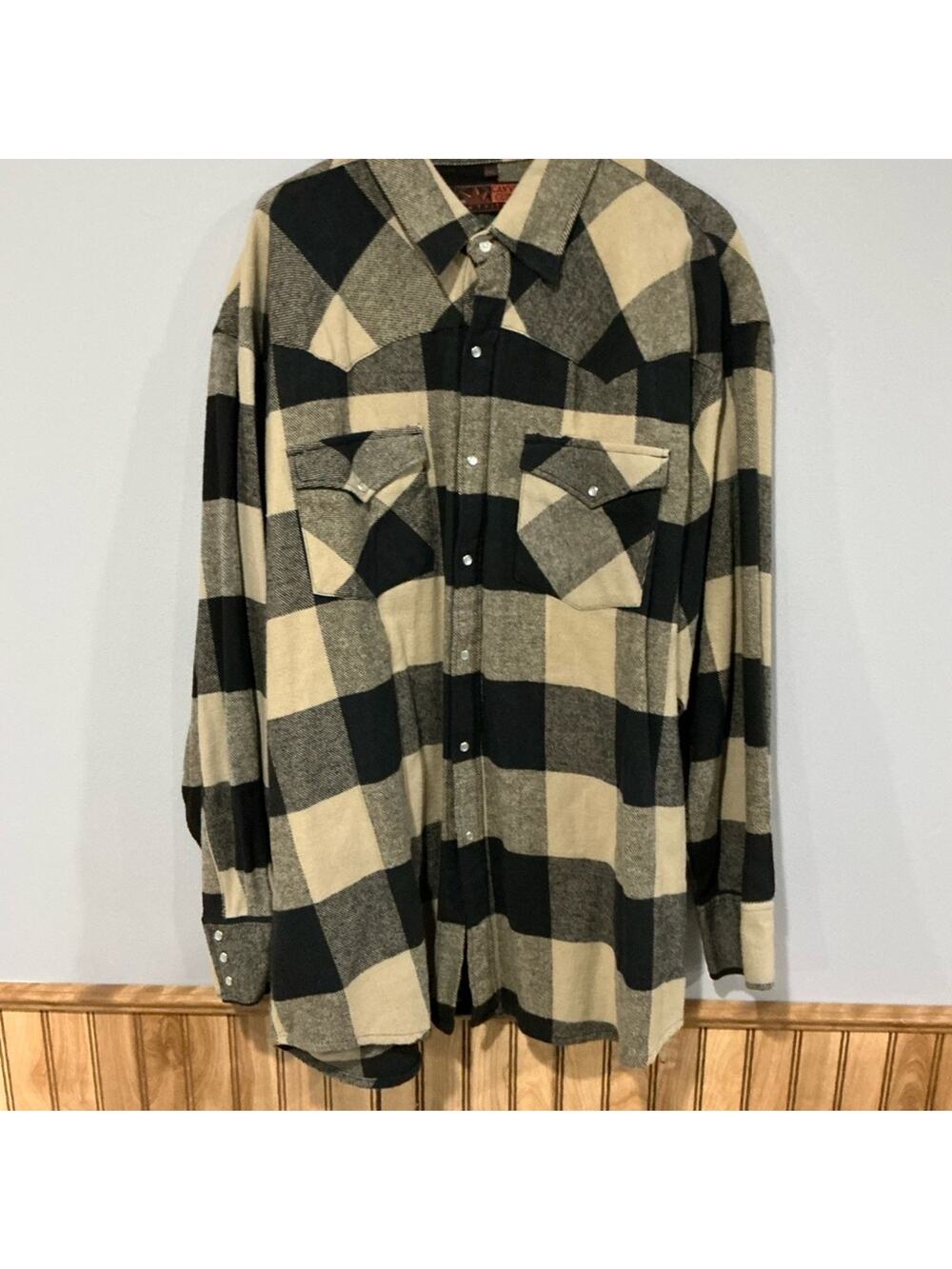 Canyon Guide Plaid Black and Tan Men's Flannel Shirt